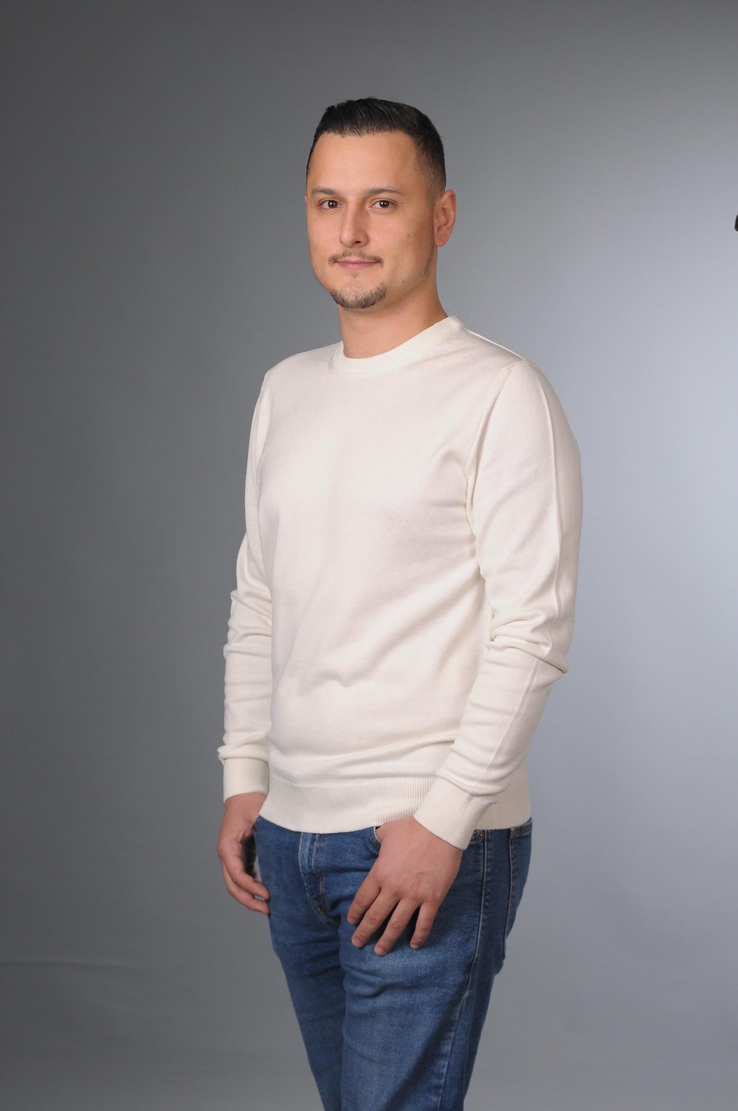 Erkek Bisiklet Yaka Basic Pamuklu Triko Kazak