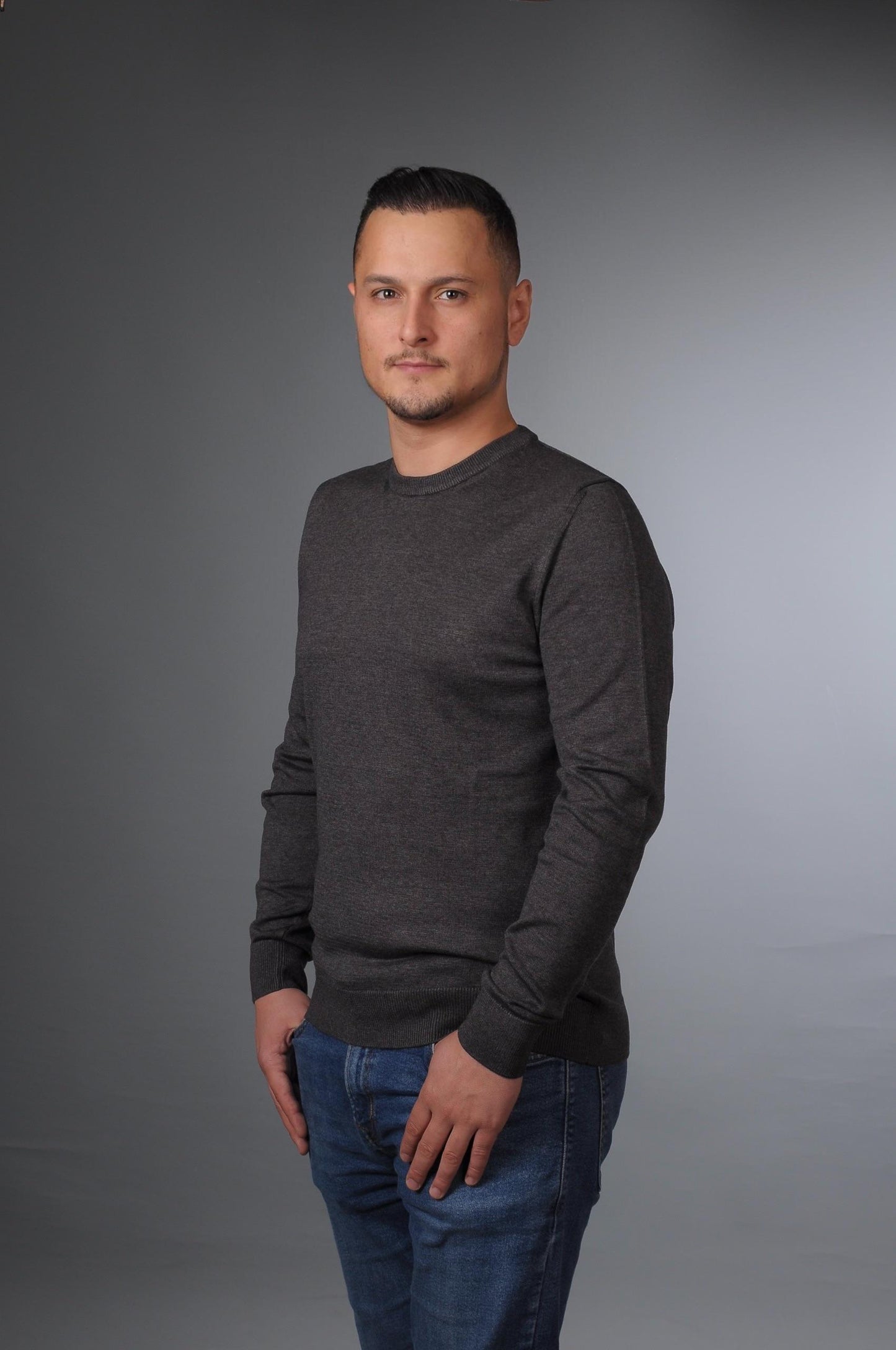 Erkek Bisiklet Yaka Basic Pamuklu Triko Kazak